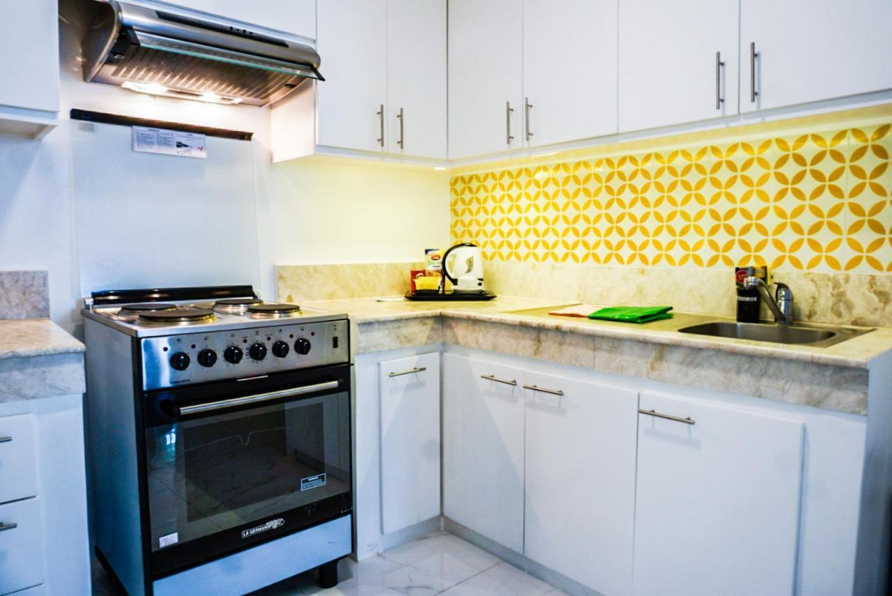 Parque Espana Residence Hotel Muntinlupa City Экстерьер фото