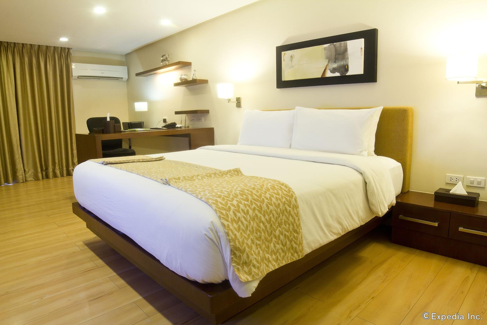 Parque Espana Residence Hotel Muntinlupa City Экстерьер фото
