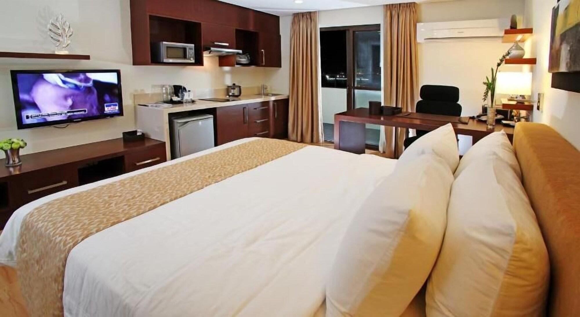 Parque Espana Residence Hotel Muntinlupa City Экстерьер фото