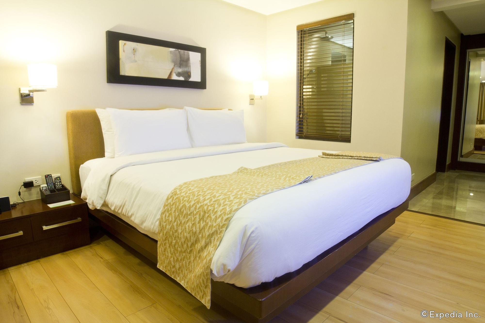 Parque Espana Residence Hotel Muntinlupa City Экстерьер фото