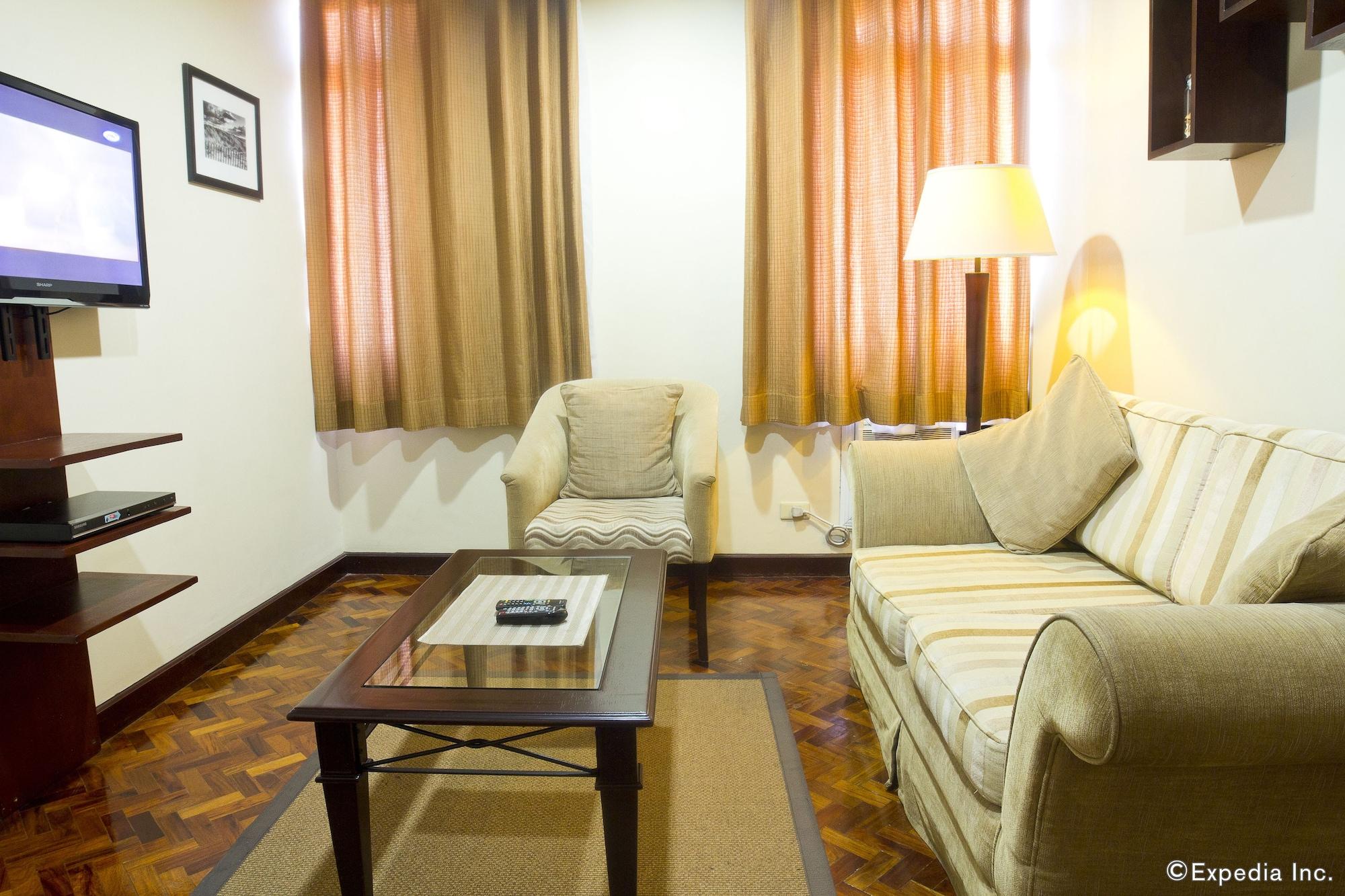 Parque Espana Residence Hotel Managed By Hii Muntinlupa City Экстерьер фото