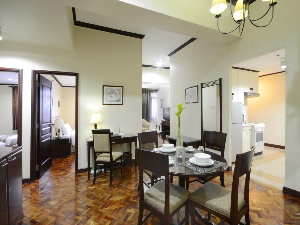 Parque Espana Residence Hotel Managed By Hii Muntinlupa City Экстерьер фото